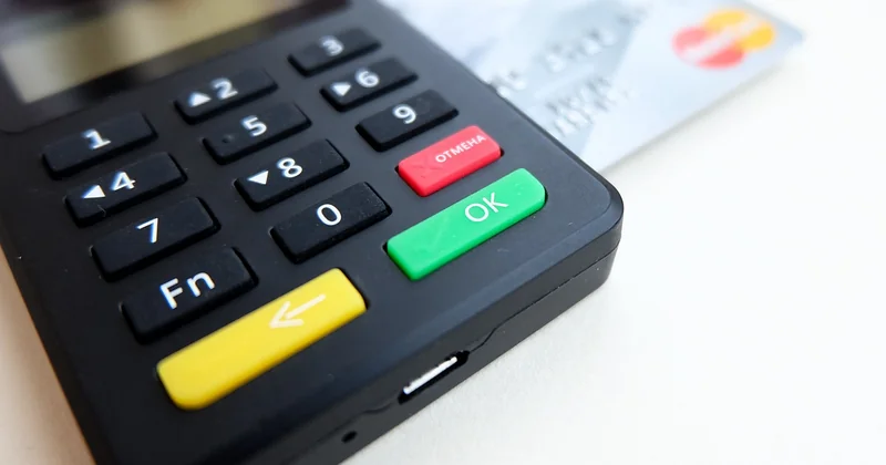 How does a business credit score actually work?